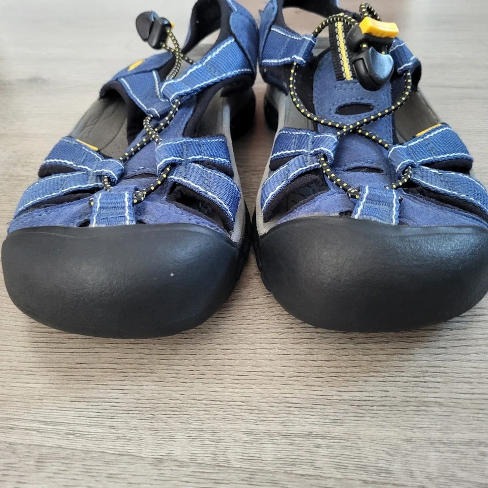 KEEN Newport H2 Womens Blue Hiking Water Sandals size 8.5 Trail Gorpcore Summer